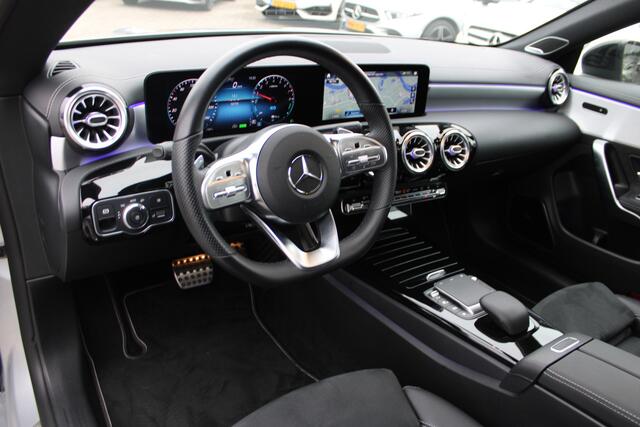 Mercedes-Benz CLA-KLASSE Shooting Brake 250e AUT8 AMG NIGHT PANORAMADAK BURMESTER MEMORY SFEER DISTRONIC