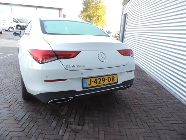Mercedes-Benz CLA-KLASSE 200 Business Solution Luxury sfeer licht
