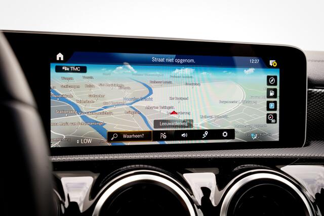 Mercedes-Benz CLA-KLASSE Shooting Brake 180 Automaat Bus. Solution | Widescreen | 18 inch LMV | Sportstoelen | PDC | Navi