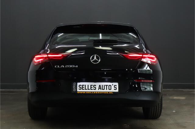 Mercedes-Benz CLA-KLASSE Shooting Brake 200 d Camera | Stoelverwarming | Navigatie
