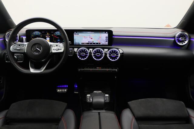 Mercedes-Benz CLA-KLASSE 250 e Business Solution AMG Limited Panoramadak, Memory, Matrix LED, Sfeerverlichting, Apple Carplay, DAB