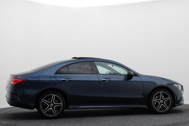 Mercedes-Benz CLA-KLASSE 250 e Business Solution AMG Limited Panoramadak, Memory, Matrix LED, Sfeerverlichting, Apple Carplay, DAB