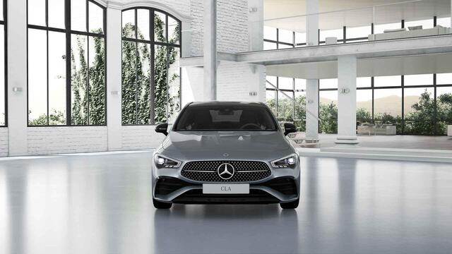 Mercedes-Benz CLA-KLASSE 180 Business Solution AMG | Panoramaschuifdak | AMG-line plus | Head-Up | Dodehoekassistent | Nightpakket |