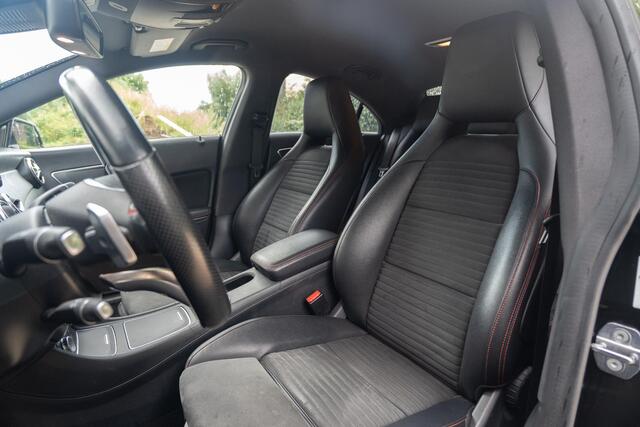 Mercedes-Benz CLA-KLASSE 200 AMG Navi | Camera | Stoelverwarming