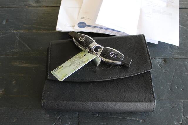 Mercedes-Benz CLA-KLASSE Shooting Brake 220 d OrangeArt Edition