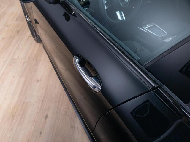 Mercedes-Benz CLA-KLASSE Shooting Brake 180 Star Edition LIMITED Panorama dak | Trekhaak