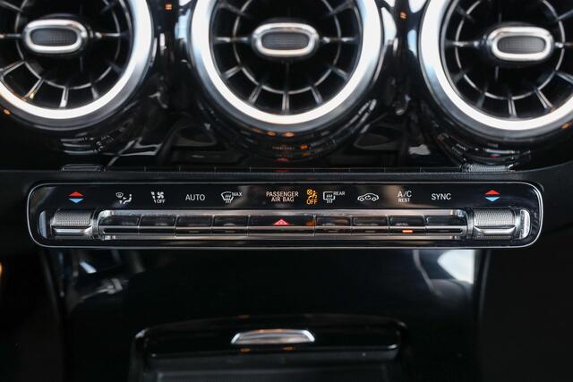 Mercedes-Benz CLA-KLASSE Shooting Brake 200 AMG ? LED ? Elektr achterklep ? Camera