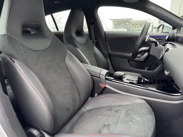 Mercedes-Benz CLA-KLASSE Shooting Brake 180 AMG Line | Achteruitrijcamera | Stoelverwarming |