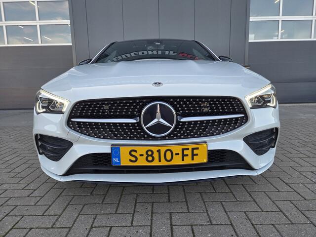 Mercedes-Benz CLA-KLASSE Shooting Brake,Camera,Led,Keyless,parelmoer wit. 200 AMG Line