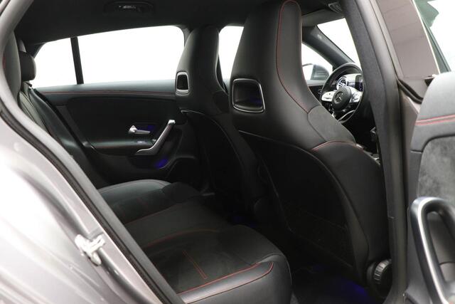 Mercedes-Benz CLA-KLASSE Shooting Brake 250 e AMG-Line Premium Plus | STOELVERWARMING | DAB | APPLE