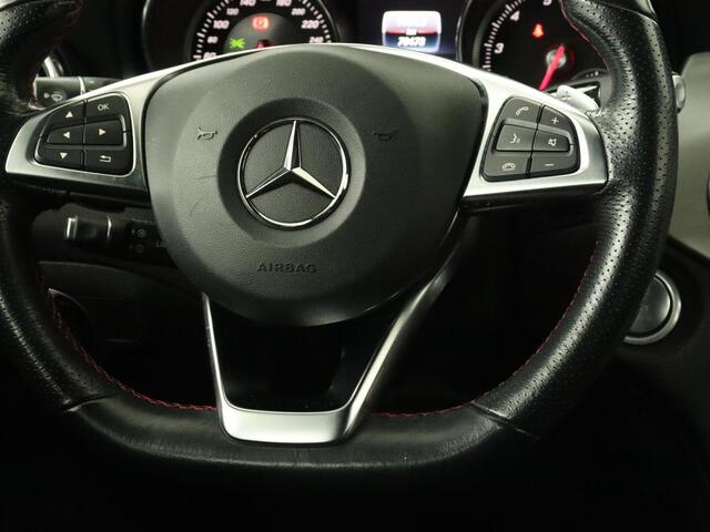 Mercedes-Benz CLA-KLASSE Shooting Brake 180 | Trekhaak | Camera | Navigatie | Leder | LED | Cruise control | Sportstoelen | LMV 18 inch