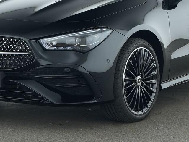 Mercedes-Benz CLA-KLASSE 250 e AMG Plug-In Hybride AMG LIne | Night PAkket | 19 Inch AMG Velgen | Dodehoek Assist | Multibeam Koplampen | 11kW Laden. Inclusief 48 maanden MB Certified garantie voor Europa.