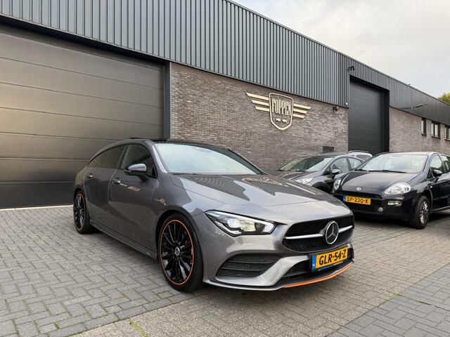 Mercedes-Benz CLA-KLASSE Shooting Brake 200 Premium Plus | 1E EIGENAAR | 12MND GARANTIE | ORANGE EDITION | PANO | CARPLAY | SFEERVERLICHTING | DASHCAM | AUTOMAAT | LED | AFSTANDSPILOT PLUS |