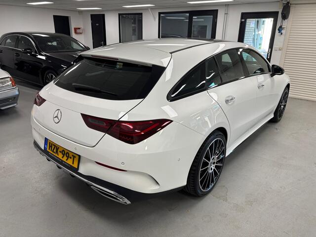 Mercedes-Benz CLA-KLASSE Shooting Brake 200 AMG Line Panorama Led Camera Keyless go Widescreen