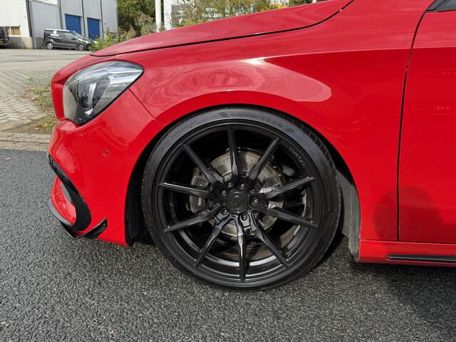 Mercedes-Benz CLA-KLASSE 200 Shooting Brake 156PK AUToAMGoPanooLeder