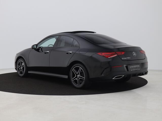 Mercedes-Benz CLA-KLASSE 250 e AMG Line | PANO | 360° | ADAPTIVE | KEYLESS | HUD | SFEERVERLICHTING | STOELVERW. | TREKHAAK