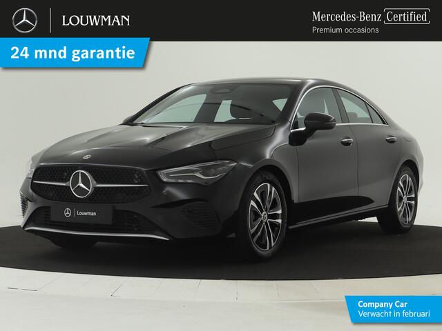 Mercedes-Benz CLA-KLASSE 180 Star Edition | Parkeerpakket met achteruitrijcamera | KEYLESS GO | Dodehoekassistent | USB pakket plus | Verwarmde stoelen vooraan |
