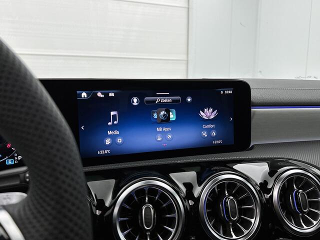 Mercedes-Benz CLA-KLASSE 180 Business Solution AMG | AMG Line Plus pakket | Smartphone integratie | Panoramaschuifdak | 360° camera | Advanced sound system | Head-up display | 19 inch AMG velgen |
