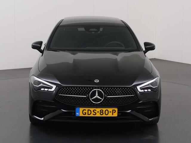 Mercedes-Benz CLA-KLASSE 250 e Star Edition AMG Line | Night | Panoramadak | Sfeerverlichting | Distronic | Stoelverwarming |
