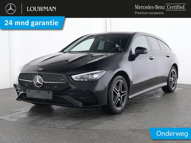 Mercedes-Benz CLA-KLASSE Shooting Brake 250 e AMG Plug-In Hybride Edition AMG Line | Panorama Schuif-Kanteldak | Trekhaak | Night Pakket | MultiBeam Koplampen | Stuur en Stoelverwaming. Inclusief 24 maanden MB Certified garantie voor Europa.