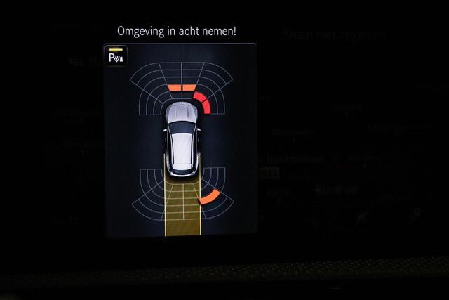 Mercedes-Benz CLA-KLASSE Shooting Brake 200 AMG-Line Premium Plus | PANORAMADAK | BURMESTER DAB | 19"