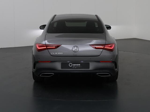 Mercedes-Benz CLA-KLASSE 180 Business Solution AMG | Night pakket | Panorama dak |