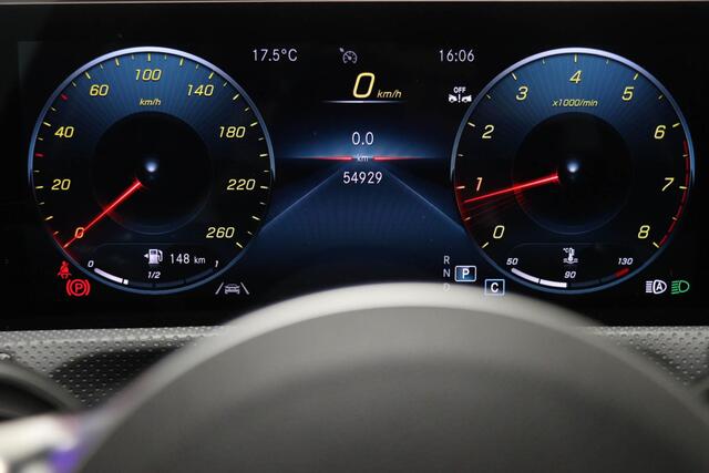 Mercedes-Benz CLA-KLASSE Shooting Brake 180 Business Solution AMG | BUSINESS PLUS PACK | PANORAMADAK | DAB | CAMERA