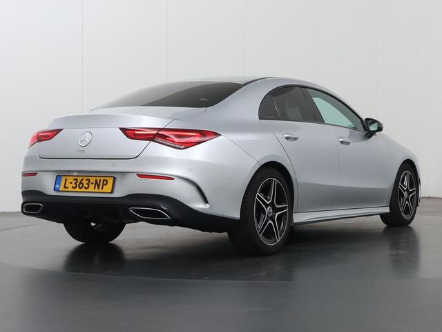 Mercedes-Benz CLA-KLASSE 180 Business Solution AMG | Night | Trekhaak | Stoelverwarming | Widescreen | Achteruitrijcamera |