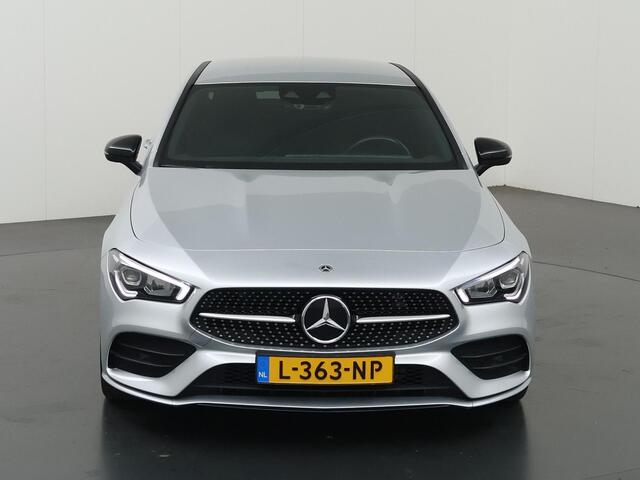 Mercedes-Benz CLA-KLASSE 180 Business Solution AMG | Night | Trekhaak | Stoelverwarming | Widescreen | Achteruitrijcamera |