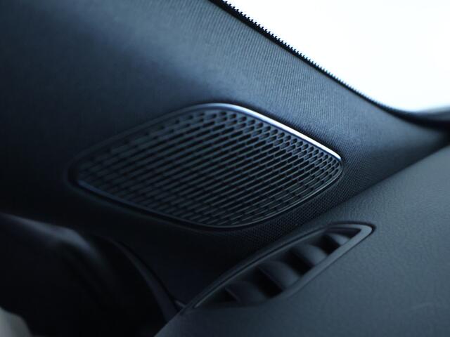 Mercedes-Benz CLA-KLASSE 250 e Business Solution Luxury | Macchiatobeige Interieur | Stoelverwarming | Parkeerpakket met Camera | LED | DAB | | Inclusief 24 maanden Mercedes-Benz Certified garantie voor Europa.