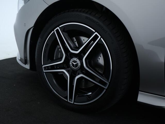 Mercedes-Benz CLA-KLASSE 250 e Premium Plus | Memory Pakket | Panoramadak | Sfeerverlichting | Inclusief 24 maanden MB Certified garantie voor Europa.