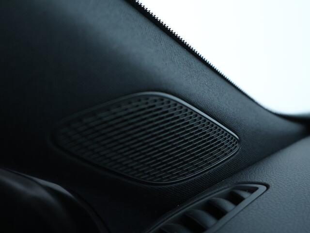 Mercedes-Benz CLA-KLASSE 250 e Premium Plus | Memory Pakket | Panoramadak | Sfeerverlichting | Inclusief 24 maanden MB Certified garantie voor Europa.