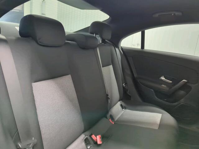 Mercedes-Benz CLA-KLASSE 180d Aut. Business Sol. | Navi | Camera | M-Bux |