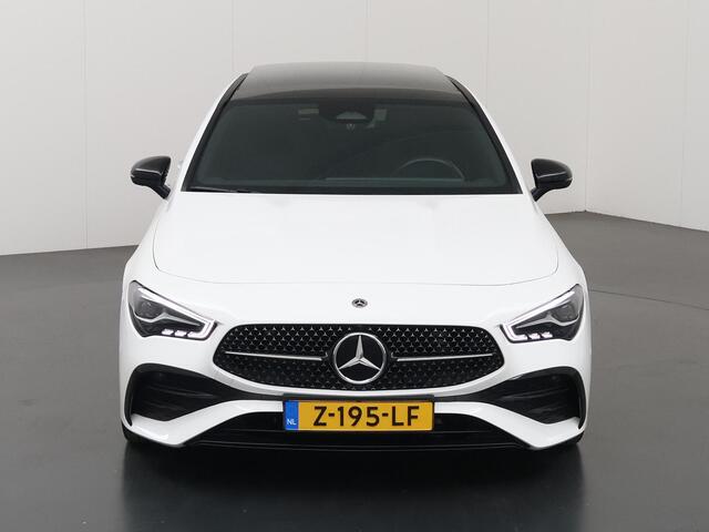 Mercedes-Benz CLA-KLASSE Shooting Brake 180 Star Edition AMG Line | Night | Panoramadak | 19" lichtmetalen velgen | Sfeerverlichting | Stoelverwarming |