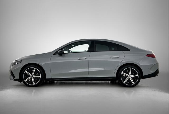 Mercedes-Benz CLA-KLASSE 250+ Launch Edition 85 kWh | Trekhaak | Memorypakket | Warmtepomp | Panoramadak | Smartphone integratie | Adaptieve Cruisecontrol | Multibeam LED | Nightpakket | Sierdelen aluminium |