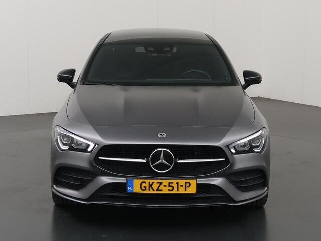 Mercedes-Benz CLA-KLASSE 250 e Premium | Panoramadak | Burmester | Night | Widescreen | 19" lichtmetalen velgen | Stoelverwarming |