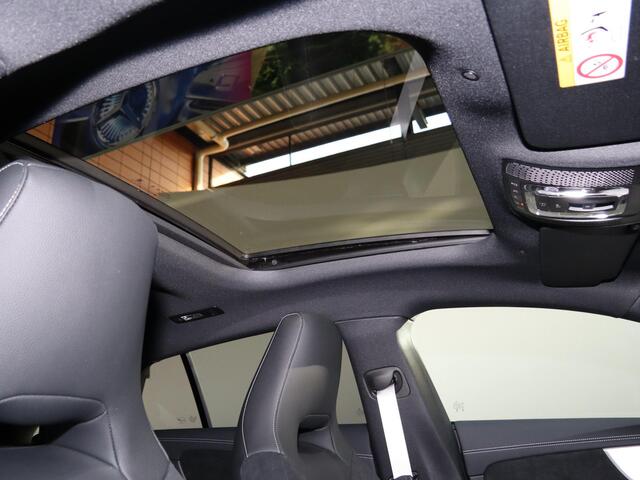 Mercedes-Benz CLA-KLASSE Shooting Brake 180 Business Solution AMG | AMG Line Plus | Nightpakket | Head-up display | 360° camera | Dodehoekassistent | 19 inch AMG Velgen |