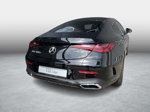 Mercedes-Benz CLE Coupé 300 e AMG Line | Premium Pakket | Night Pakket | Winter Pakket | Panoramadak | 360° Camera | DISTRONIC Afstandsassistent | Dodehoekassistent | Elektrisch Verstelbare Stoelen + Memory | Stuurverwarming | Apple CarPlay | Android Auto