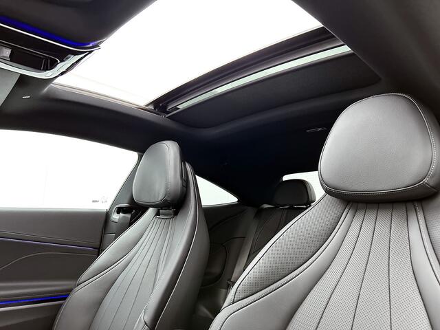 Mercedes-Benz CLE Coupé 300 e AMG Line | Premium Plus pakket | Winter pakket | Nightpakket | Multicontourstoelen voor | Rijassistentiepakket Plus | Stoelventilatie/- verwarming voor |