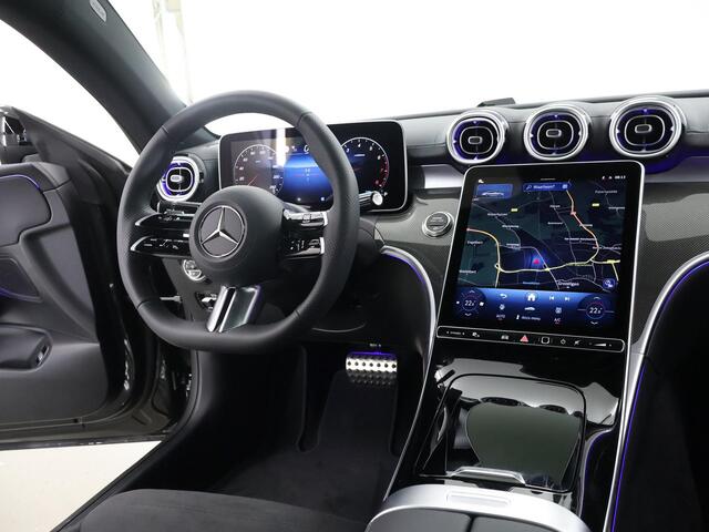 Mercedes-Benz CLE Coupé 200 AMG Line | Panoramadak | Night | Memory | Burmester | Rode gordels | 19 inch AMG multispaaks | Headup |