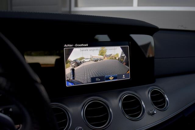 Mercedes-Benz E-KLASSE 220 d AMG Line | Achteruitrijcamera | Sfeerverlichting | 19'' Velgen | Stoelverwarming | NL Auto |