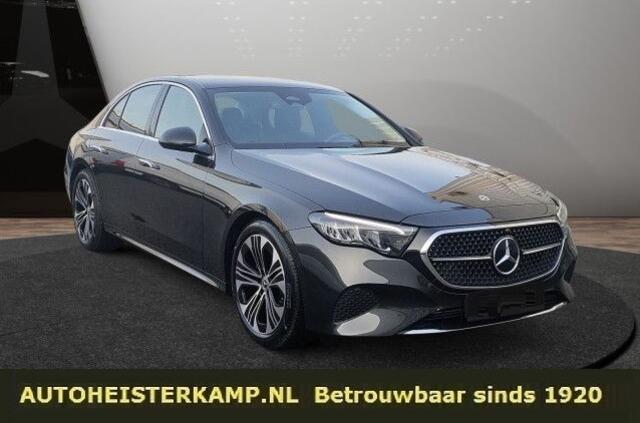 Mercedes-Benz E-KLASSE 220 d Avantgarde Distronic 19 Inch MBUX Stoelverwarming Stuurverwarming Camera