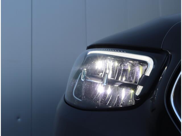 Mercedes-Benz E-KLASSE 200 Luxury | Panoramadak | Leder | Sfeerverlichting |