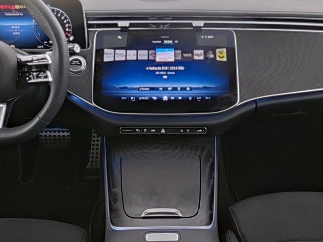 Mercedes-Benz E-KLASSE 300 e AMG Plug-In Hybride | AMG Line Advanced Plus | Stuur en Stoelverwarming | Memory Voorstoelen | Dodehoek Assist | 360° camera | Inclusief 24 maanden MB Certified garantie voor Europa.
