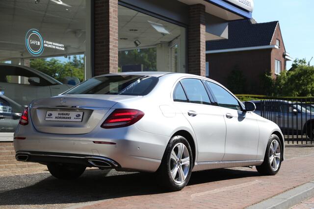 Mercedes-Benz E-KLASSE 250 Ambition 9G Widescreen Navi Camera LED Ambiente