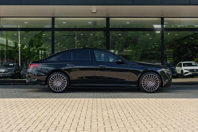 Mercedes-Benz E-KLASSE 300e Sport Edition | Panoramaschuifdak | Premium Plus | Rijassistentiepakket Plus | Night | Head-up display | Burmester