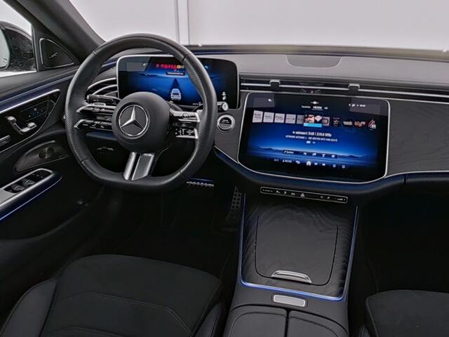 Mercedes-Benz E-KLASSE 300 e 4MATIC AMG Plug-In Hybride AMG Line | Night Pakket | Panorama Schuif-Kanteldak | Burmester® | Trekhaak | Rijassistentiepakket plus | Keyless-Go Inclusief 24 maanden MB Certified garantie voor Europa.