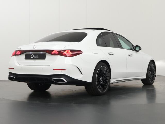 Mercedes-Benz E-KLASSE 300 e AMG Line | AMG | Panoramadak | Winter pakket | Night pakket | 20 inch |