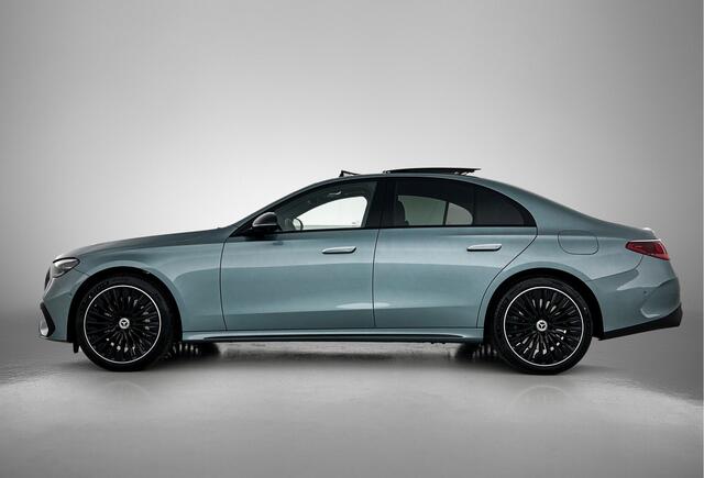 Mercedes-Benz E-KLASSE 300 e Sport Edition | Premium pakket | Nightpakket | MBUX Superscreen | Adaptieve Cruise Control | Burmester® 4D surround sound system | 20 inch multispaaks velgen |