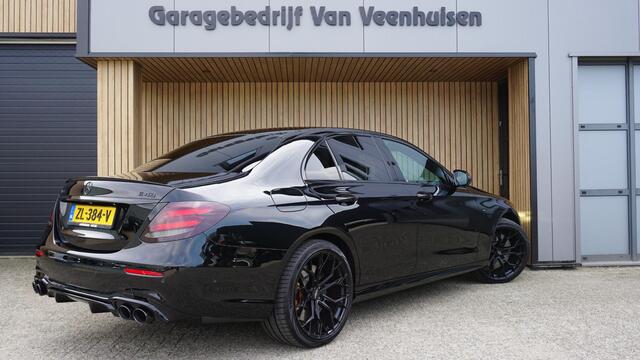 Mercedes-Benz E-KLASSE AMG 43 401pk 4-Matic Luchtvering Wide Screen 360 camera 20inch LM *93067 km* Burmeister Black optic ambi light * Keurig nette AMG